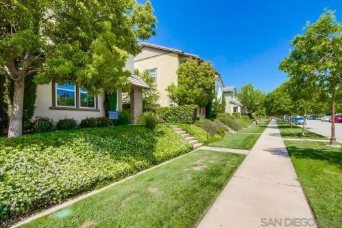 8480 Spreckels Ln, San Diego, CA 92127-6137