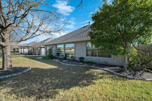 9504 Orangewood Trl, Denton TX 76207-8624 exterior