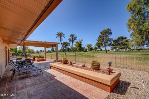 10038 109th Ave, Sun City, AZ 85351-4323