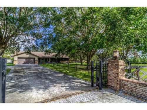 21527 Reindeer Rd, Xmas, FL 32709-8714