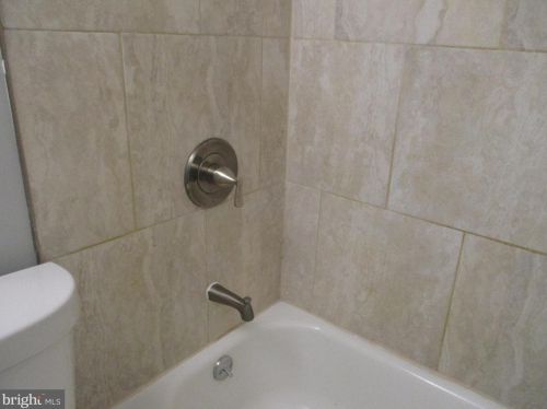 6 Lawrence Ct, Erial NJ  08081-1931 exterior