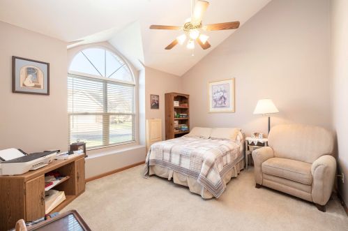 452 Woodside Pl, Bellefontaine OH  43311-1597 exterior