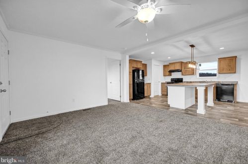 1366 Kbs Rd, Spring Grove PA  17362-8708 exterior