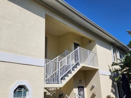 4121 Gator Trace Rd, Fort Pierce, FL 34982-5256