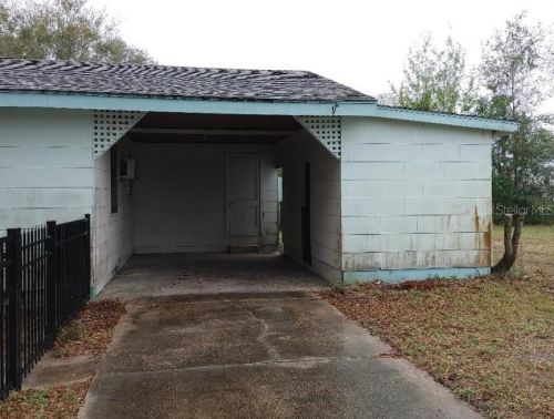 910 Garfield Ave, Deland, FL 32724-2934