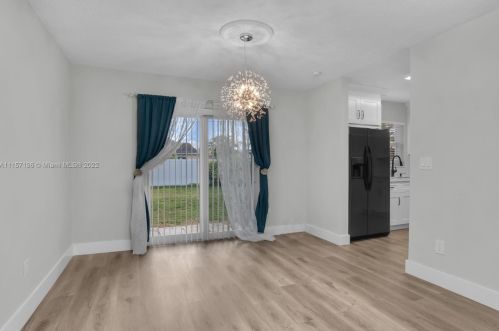 7720 35th St, Hollywood FL  33024-2213 exterior