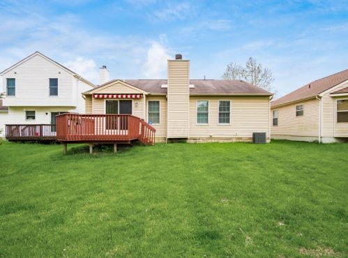 1867 Winding Hollow Dr, Darbydale OH  43123-4784 exterior