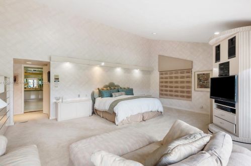 3071 35 St, Hollywood FL 33021-2627 exterior