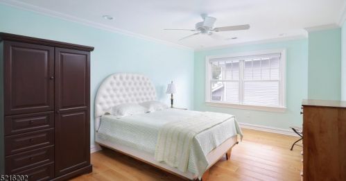 211 Seneca Pl, Westfield NJ  07090-4335 exterior