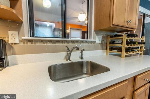 215 Grn Blade Dr, Dover DE  19904-2643 exterior