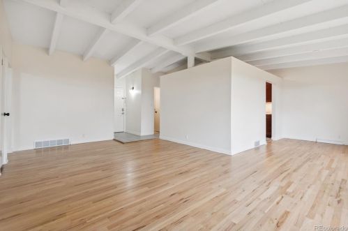 1570 Chase St, Denver CO 80232-7219 exterior