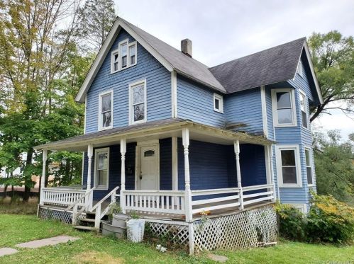 210 Chestnut St, Liberty, NY 12754-1624