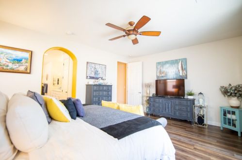767 Red Barn Pl, Lathrop CA  95330-8975 exterior