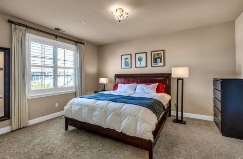 2024 Cooper Dr, Santa Rosa CA  95404-5682 exterior