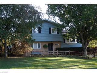 2940 Oak St, Barb, OH 44203-6533