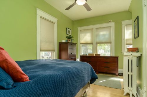 2105 25 Ave, Minneapolis MN 55406-1018 exterior