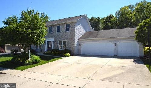504 Francis Dr, Navy Sup Dpt, PA 17050-2465