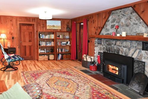 186 Bellvale Lakes Rd, Warwick, NY 10990-3454
