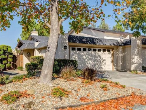 1261 Grove Cir, Benicia, CA 94510-1713