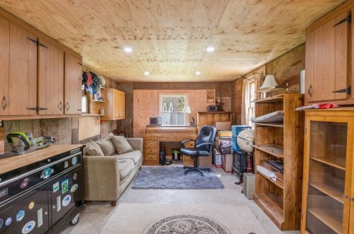 120 Viola Rd, Eastham MA  02642-1792 exterior