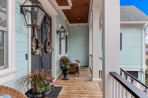3012 Intracoastal View Dr, Mount Pleasant, SC 29466-9022