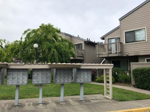577 Mission Blvd, Santa Rosa, CA 95409-5347