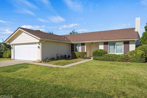 22372 Barbacoa Dr, Santa Clarita, CA 91350-2227