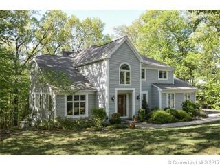 8 Blenheim Ter, Farmington, CT 06032-1454