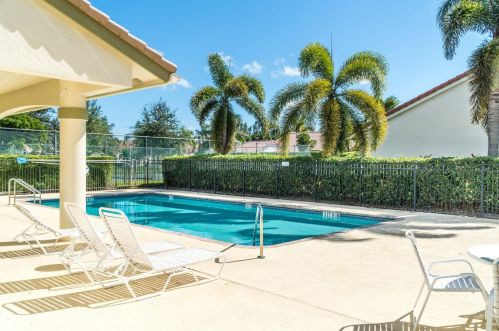 5657 Aspen Ridge Cir, Delray Beach FL  33484-2585 exterior
