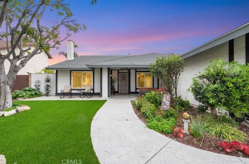 1330 Del Rio Way, Ontario, CA 91764-2354