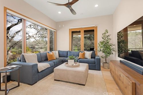 3383 Canyon Oaks Ter, Chico CA  95928-4029 exterior