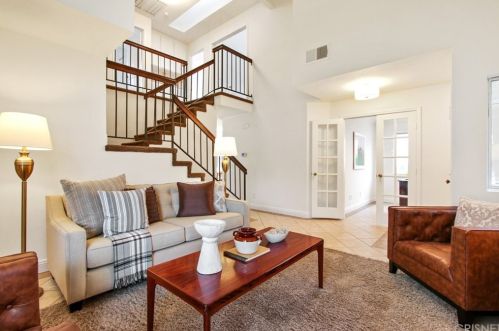 19916 Swallow Ct, Santa Clarita, CA 91351-5528