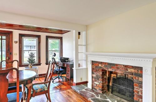 1990 New London Tpke, Coventry RI  02816-4404 exterior
