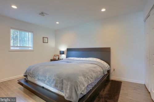 404 Coover St, Navy Sup Dpt PA  17055-4225 exterior