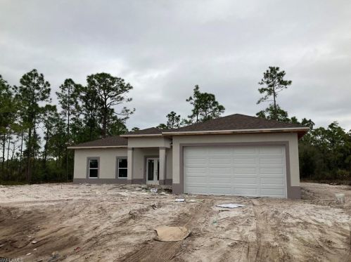 4349 58th Ave, Naples, FL 34120