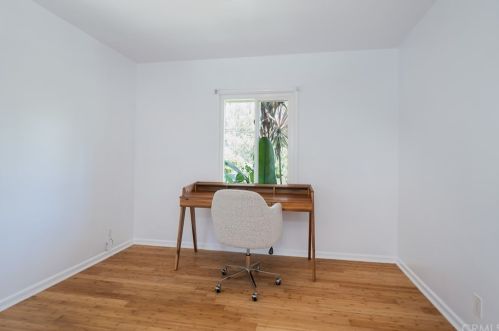 3315 Laurel Canyon Blvd, North Hollywood CA  91604-4133 exterior