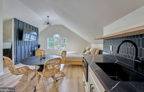 40280 Spectacular Bid Pl, Leesburg VA  20176-7173 exterior