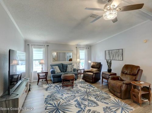 1009 Robin Dr, Sebastian FL  exterior