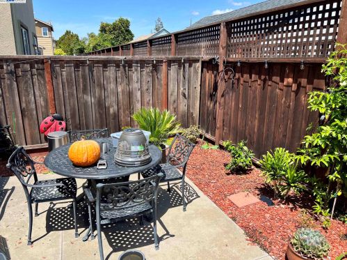 10786 Eagle Ct, Oakland, CA 94603-3349