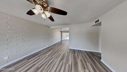 7731 Apple Tree Dr, Tucson, AZ 85730-4330