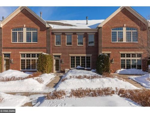 2927 Edison St, Minneapolis, MN 55449-5170