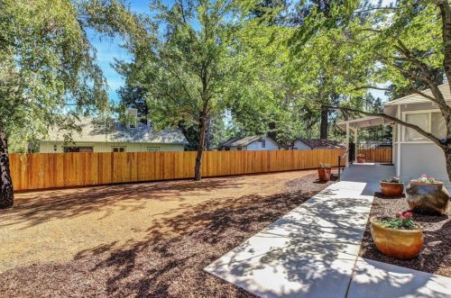 516 Packard Dr, Grass Valley CA  95945-7023 exterior