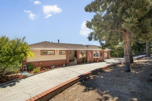 18143 Norlene Way, Grass Valley, CA 95949-7384
