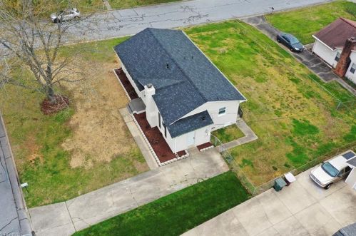 2601 Daye Dr, Greensboro NC  27406-6205 exterior