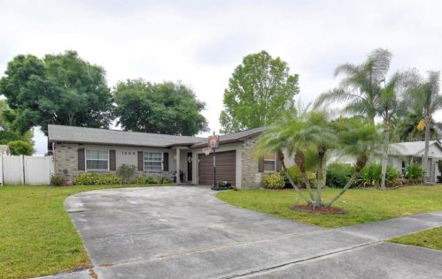 1434 Dean B St, Kissimmee, FL 34744-2768