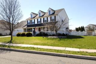 106 Cobblestone Dr, Gilbertsville, PA 19525-8843