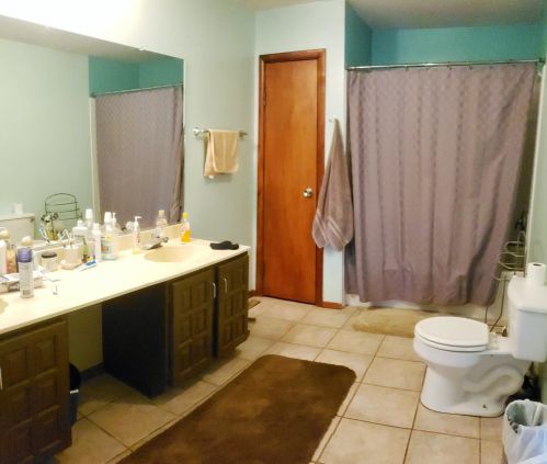 7940 Lincoln Mill Rd, Hobart IN  46342-7012 exterior