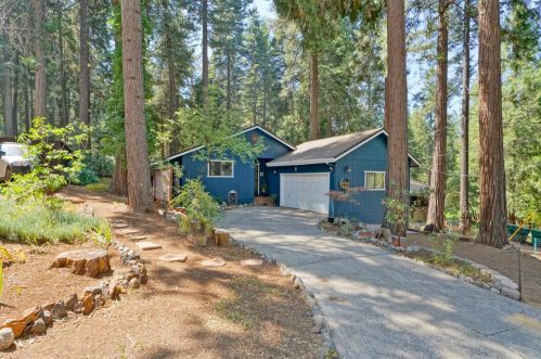 2922 Kimberly Ln, Pacific House, CA 95726-9749
