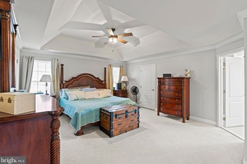 15063 Gaines Mill Cir, Haymarket VA  20169-4500 exterior