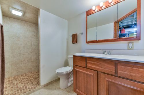 3281 68, Milwaukee WI 53213-3930 exterior